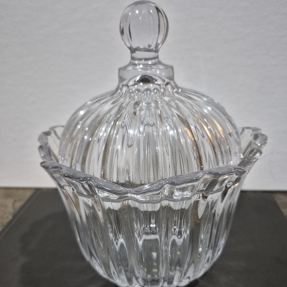 Vtg. Soga "Alexandria" Clear Crystal Candy Dish with Lid Japan